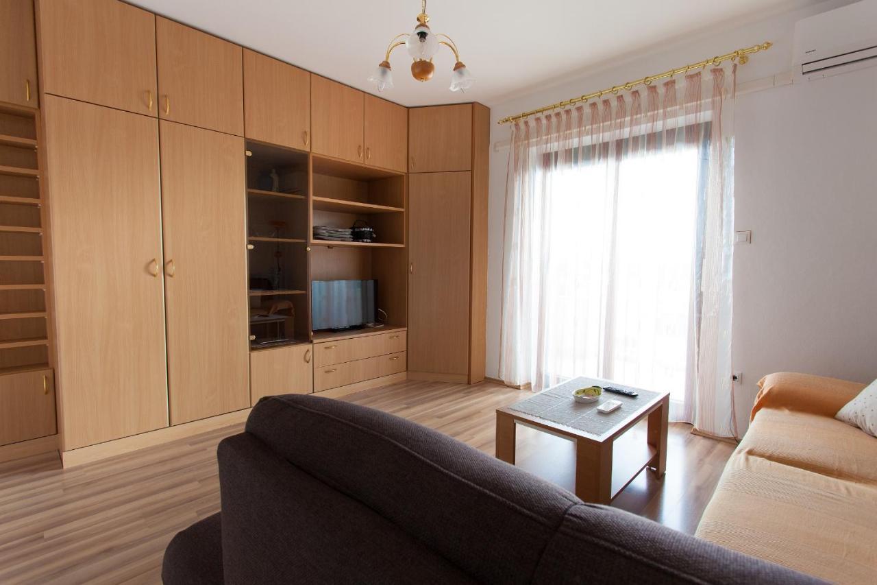 Apartments Ljerka Малинска Экстерьер фото